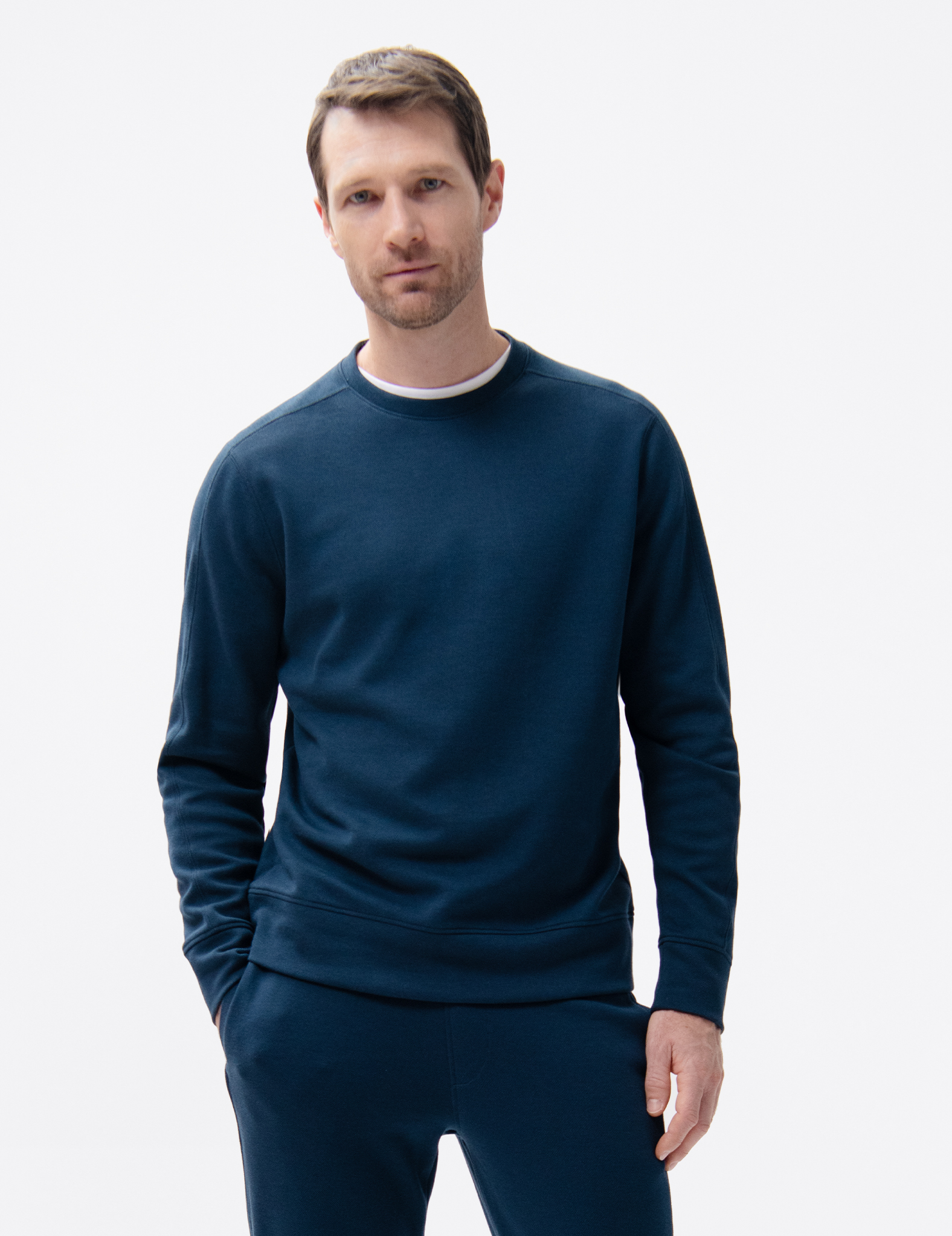 S23_S23K12KCS_ALLEN_LS_CREWNECK_NAVY_0016_1648x2046_jpg_919dc89e-4e88-4b58-a58a-2de8fd2bbb31